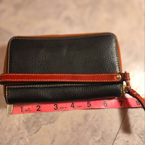 Dooney & Bourke 1975 Vintage Wallet - Picture 10 of 11